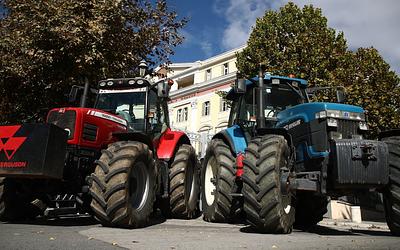 Έρχονται κινητοποιήσεις αγροτών: Πανελλαδική σύσκεψη στη Νίκαια για μπλόκα!