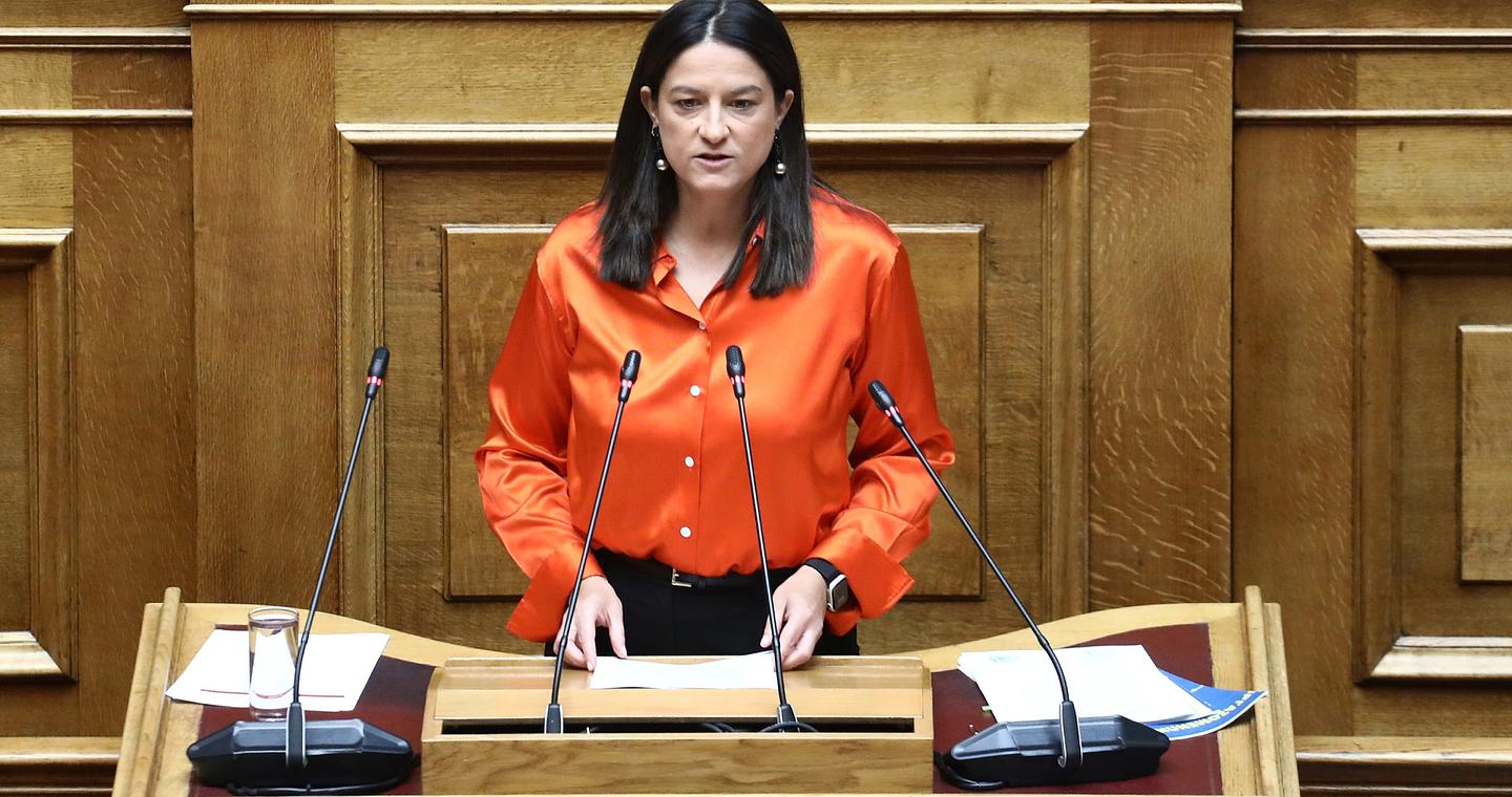 Κεραμέως: Μειώθηκαν κατά 76% τα εκκρεμή ραντεβού των ΚΕΠΑ μέσα σε έναν χρόνο