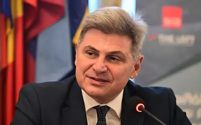 Στήριξη Φαραντούρη σε Ανδρουλάκη για ΟΠΕΚΕΠΕ: «Έχει δίκιο»