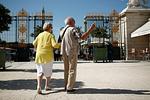 Δημογραφική βόμβα στην Ευρώπη: Γερνάμε γρήγορα, τι σημαίνει αυτό;