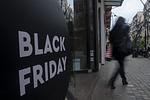 Black Friday: Οδηγός επιβίωσης στις προσφορές και το εορταστικό ωράριο!