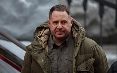 Ο Ζελένσκι χάνει τον ισχυρό του σύμμαχο: Παραίτηση Γερμάκ εν μέσω σκανδάλου