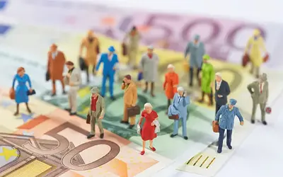 Ελλάδα: Θλιβερή πρωτιά στην ΕΕ – Μείωση εισοδήματος νοικοκυριών