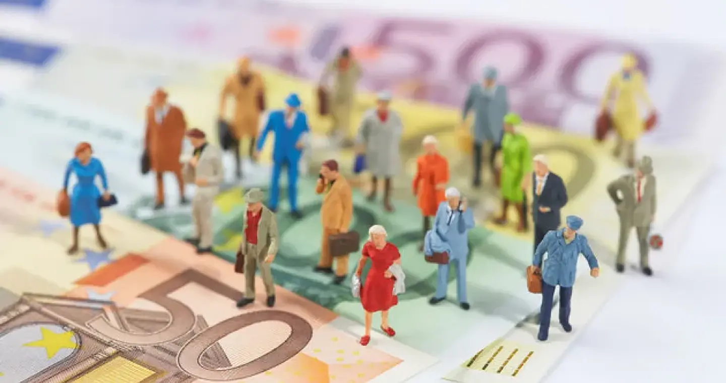 Ουραγός της Ευρώπης η Ελλάδα στο κατά κεφαλήν εισόδημα 20ετίας