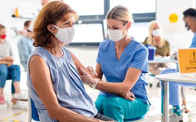 Καρδιά και φθινόπωρο: Πώς οι εμβολιασμοί σάς προστατεύουν.