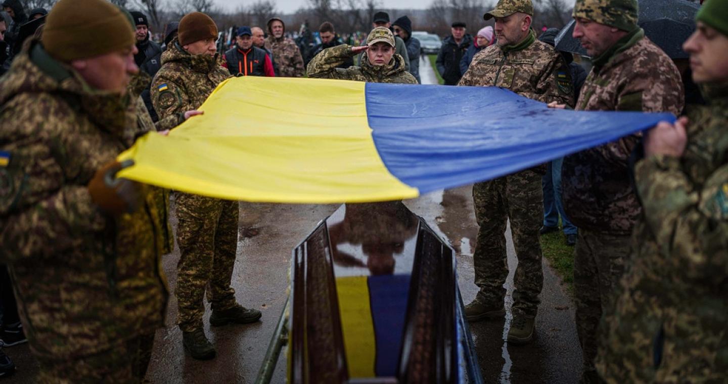 CNN: Τρία σημαντικά εμπόδια στο σχέδιο Τραμπ για την Ουκρανία