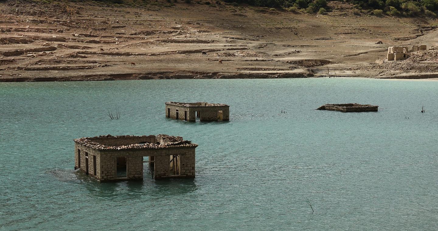 Λειψυδρία – ΡΑΑΕΥ: Σε κατάσταση έκτακτης ανάγκης Αττική και Μεγανήσι Λευκάδας