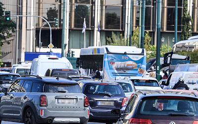 Κυκλοφοριακό χάος στην Αττική: Μποτιλιάρισμα σε Κηφισό, Αττική Οδό, κέντρο