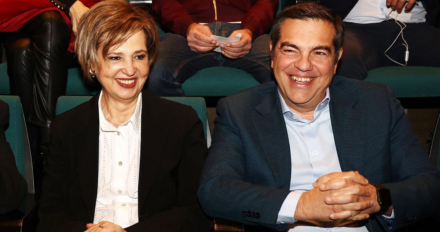 Θεωρείο: Στην πρώτη γραμμή