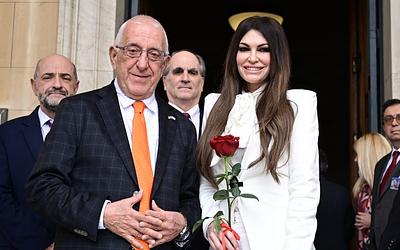 Εθιμοτυπική συνάντηση: Η πρέσβης των ΗΠΑ στην Ελλάδα στην Βουλή