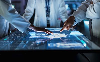 Άνοια: Μήπως ο τρόπος που μιλάμε κρύβει τα πρώτα σημάδια;