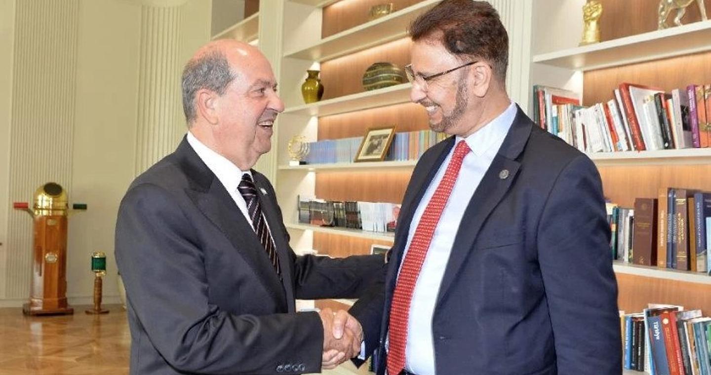 Κύπρος: Παραιτήθηκε ο βρετανός βουλευτής μετά την πολιτική θύελλα που προκάλεσε η συνάντησή του με τον Τατάρ