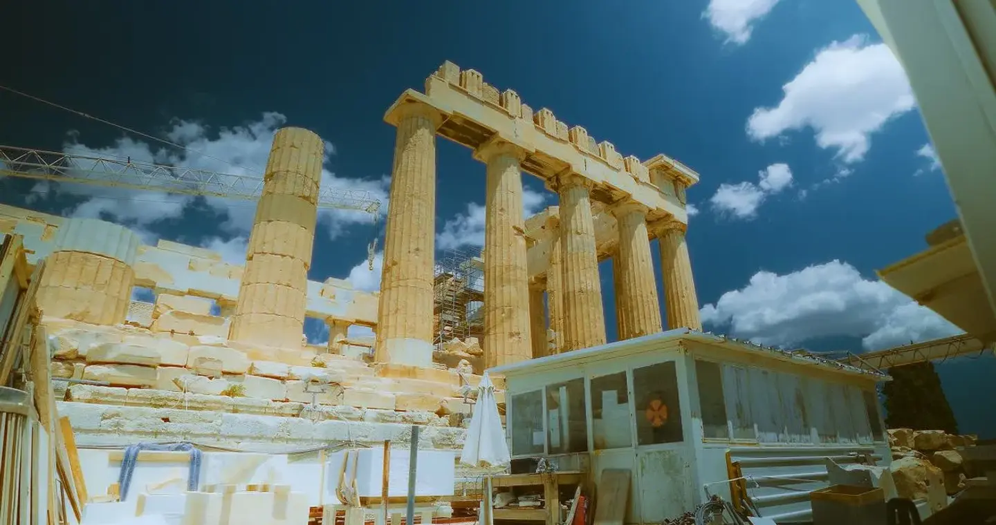 Παρθενώνας: Γιατί διαρκεί τόσο πολύ η αναστήλωση και πότε θα τελειώσει