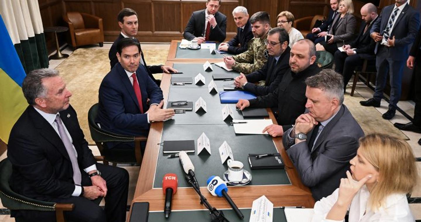 Σε εξέλιξη οι συζητήσεις Ουκρανών και Αμερικανών αξιωματούχων στη Φλόριντα – «Η Ουκρανία θα είναι ανεξάρτητη», λέει ο Ρούμπιο