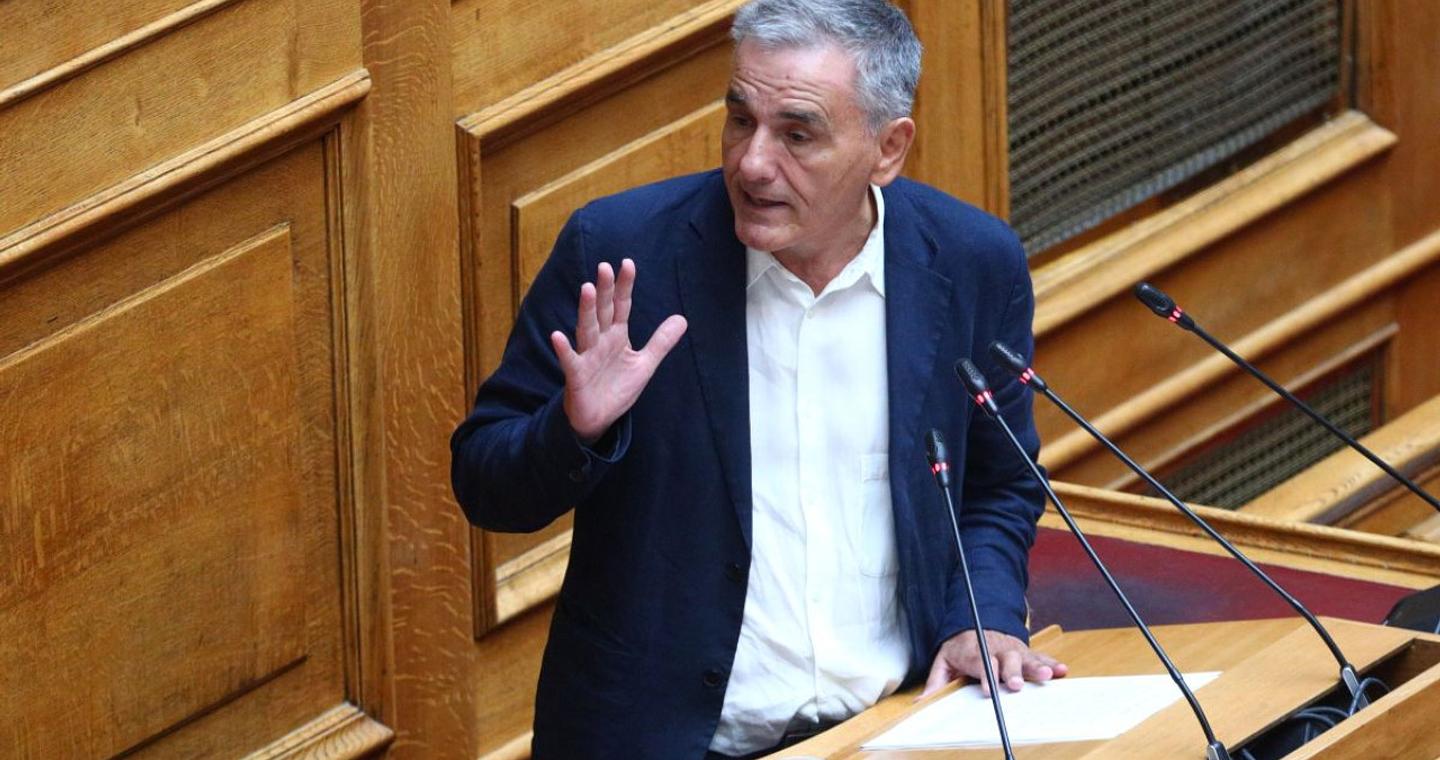 Τσακαλώτος στον ΣΚΑΪ: Δεν θα πάω στην παρουσίαση του βιβλίου του Αλέξη Τσίπρα, ούτε με βλέπω στο νέο σχήμα