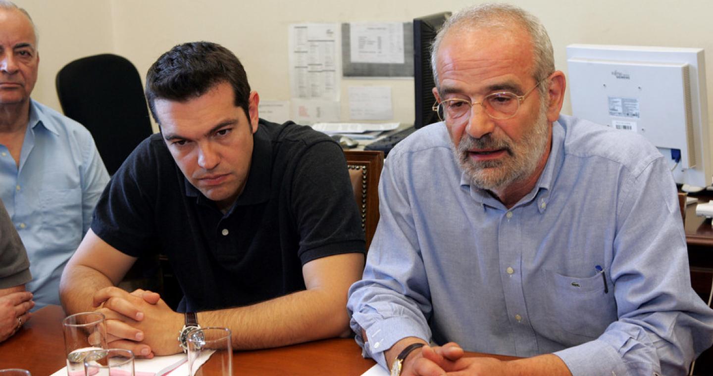 Νέες βολές Αλαβάνου κατά Τσίπρα: «Να γονατίσει και να πει συγγνώμη, είναι ντροπή για την Αριστερά»