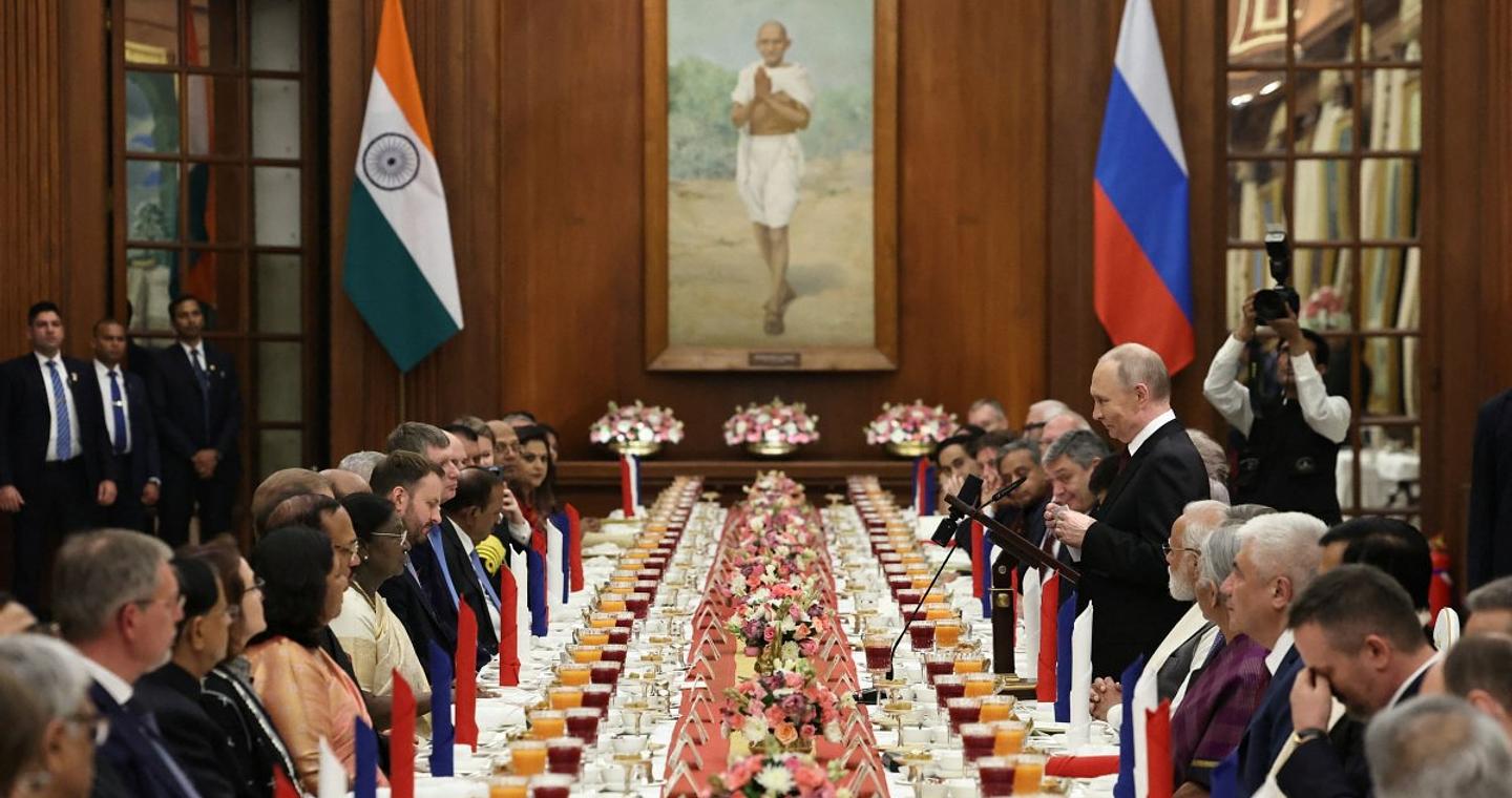 Πούτιν και Μόντι υπογράφουν συμφωνίες 100 δισ. [γράφημα]