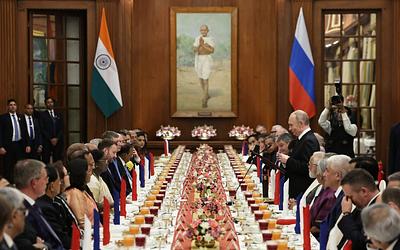 Πούτιν και Μόντι: Στροφή 100 δισ. δολαρίων και αμυντική συμμαχία