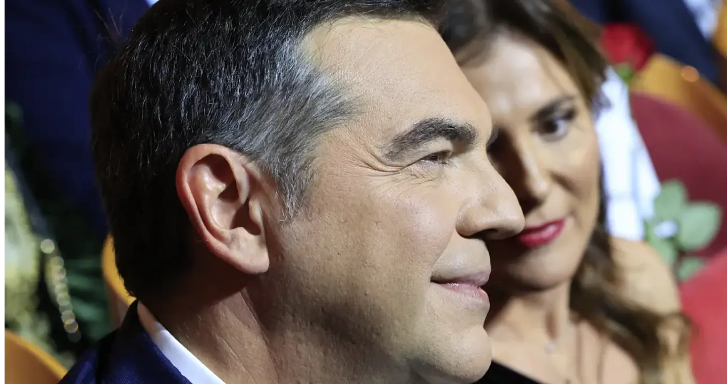 Συνεργάτες Τσίπρα για τον απόηχο του Παλλάς: «Κι όμως γυρίζει»!