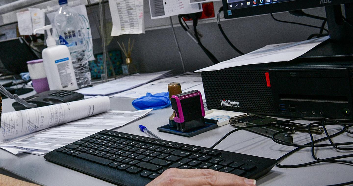 Σαρωτικοί έλεγχοι σε μεταβιβάσεις πρώτης κατοικίας και χρηματικές γονικές παροχές – Από «κόσκινο» και φάκελοι κληρονομιών