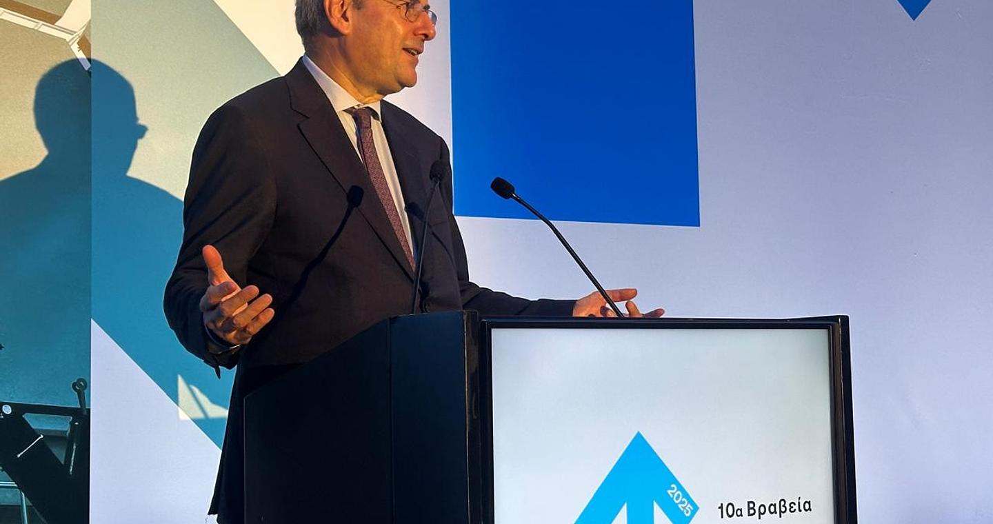 Χατζηδάκης: 7 άξονες στήριξης της βιομηχανίας