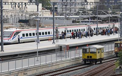 Τεχνικό πρόβλημα στο τρένο Αθήνα-Θεσσαλονίκη: Καθυστερήσεις και αποζημιώσεις