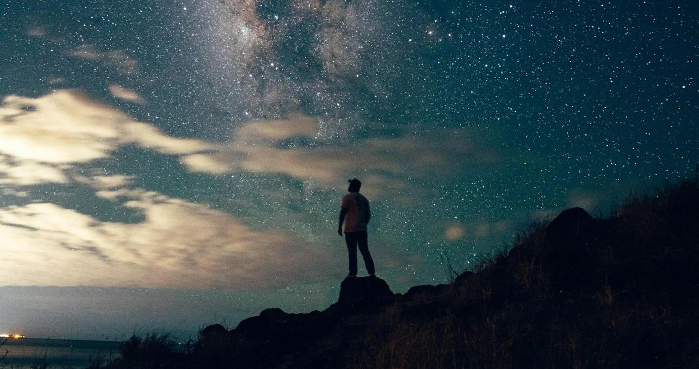 Άκρως Ζωδιακό: Τα Do’s και Don’ts στα ζώδια σήμερα [Παρασκευή 05.12.2025]