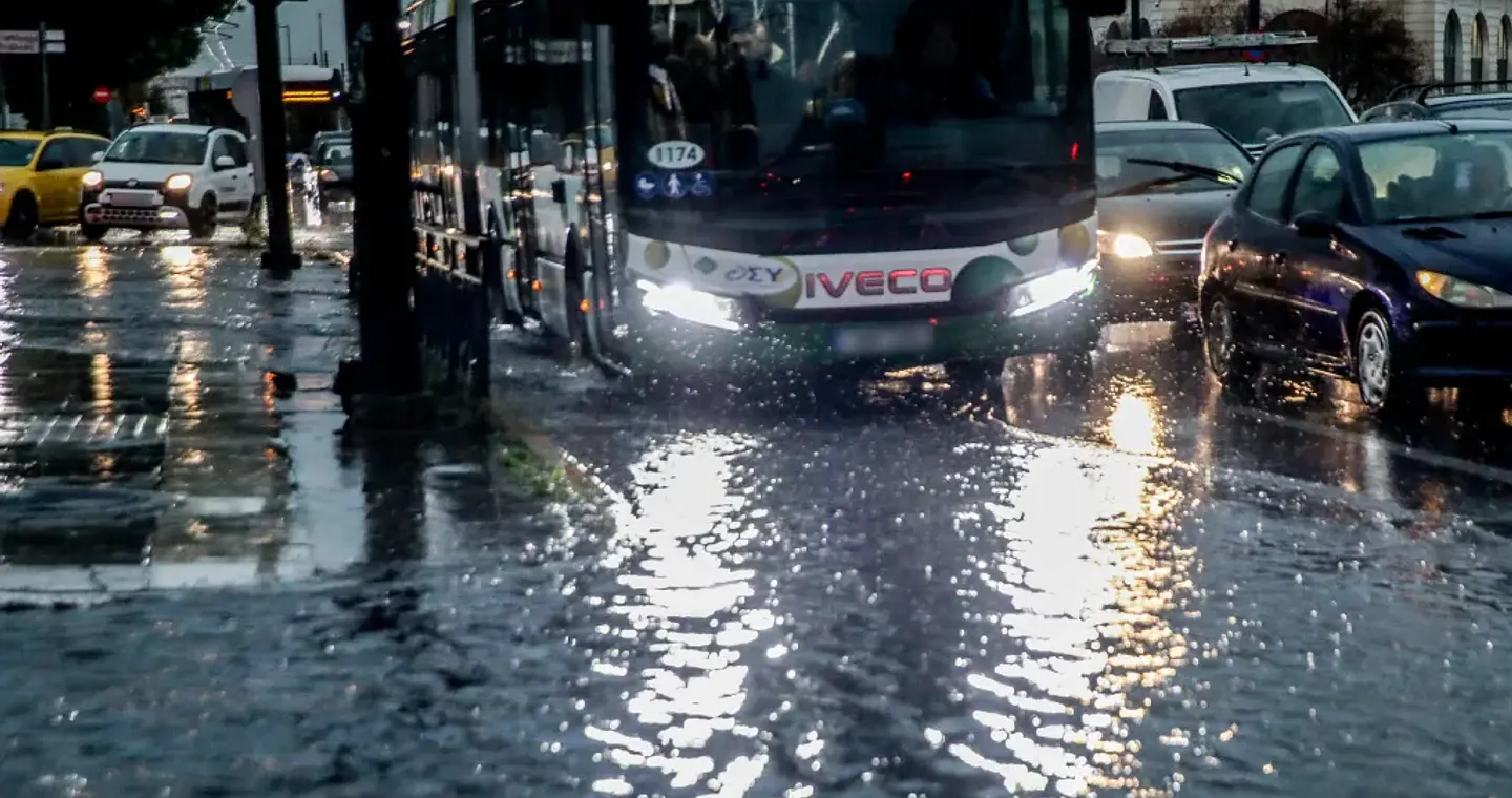Κλειστά τα σχολεία της Αττικής την Παρασκευή