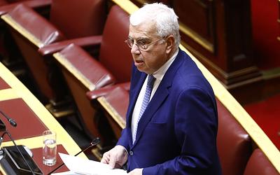 Ένταση στη Βουλή για κινητοποιήσεις αγροτών: "Εκβιάζουν την κυβέρνηση;"