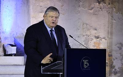Βενιζέλος: «Η χώρα δεν μπορεί να πορευθεί με ασύμμετρο πολιτικό σύστημα»