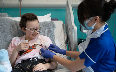 Ελπίδα! Νέα θεραπεία αναστρέφει ανίατους καρκίνους του αίματος