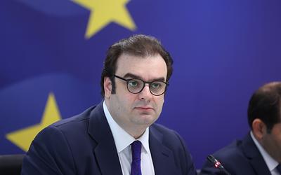 Εκλογή Προέδρου Eurogroup: Μάχη Πιερρακάκη-Βαν Πέτεγκεμ – Όλο το παρασκήνιο!