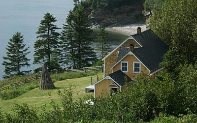 Χειμερινά εξοχικά: Γιατί «παγώνει» η αγορά παρά το ράλι των τιμών