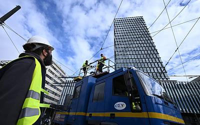 Τέλος εποχής για τα τρόλεϊ: Ξεκίνησε το ξήλωμα του δικτύου στον Πειραιά!