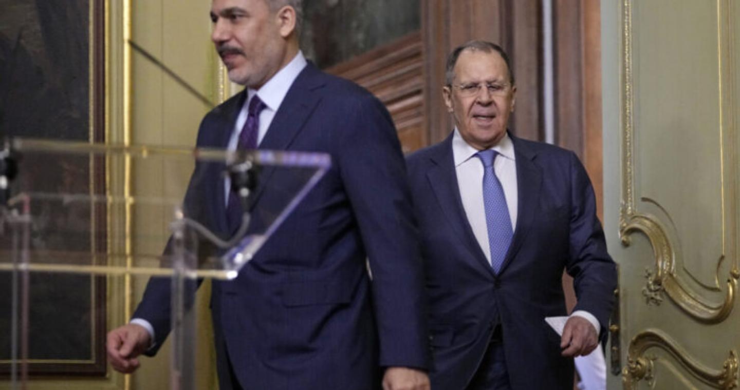 Τηλεφωνικές συνομιλίες Λαβρόφ με Φιντάν και Σιγιάρτο στον απόηχο της συνόδου της Αλάσκας