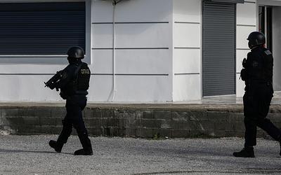 Ίλιον: Ένοπλη συμπλοκή μεταξύ Ρομά – 7 συλλήψεις για απόπειρα βιασμού