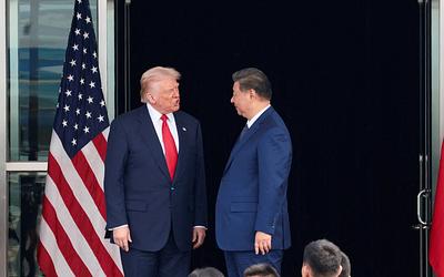 Κίνα: Εμπορικό πλεόνασμα άνω του 1 τρισ. δολαρίων – Ιστορικό ρεκόρ!