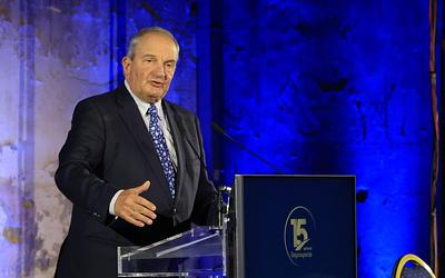 Καραμανλής: «Κεραυνοί» κατά Μητσοτάκη για υποκλοπές και υποβάθμιση της Δημοκρατίας