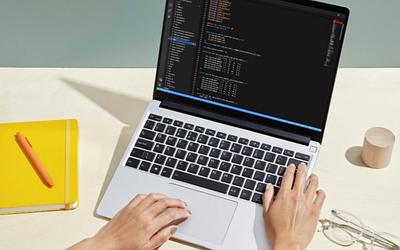 Ακρίβεια στα λάπτοπ: Η τεχνητή νοημοσύνη αλλάζει τις τιμές μνήμης RAM!