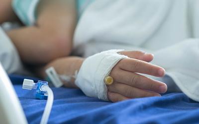 Εξωσωματική: Δύο παιδιά με καρκίνο από τον ίδιο δότη σπέρματος