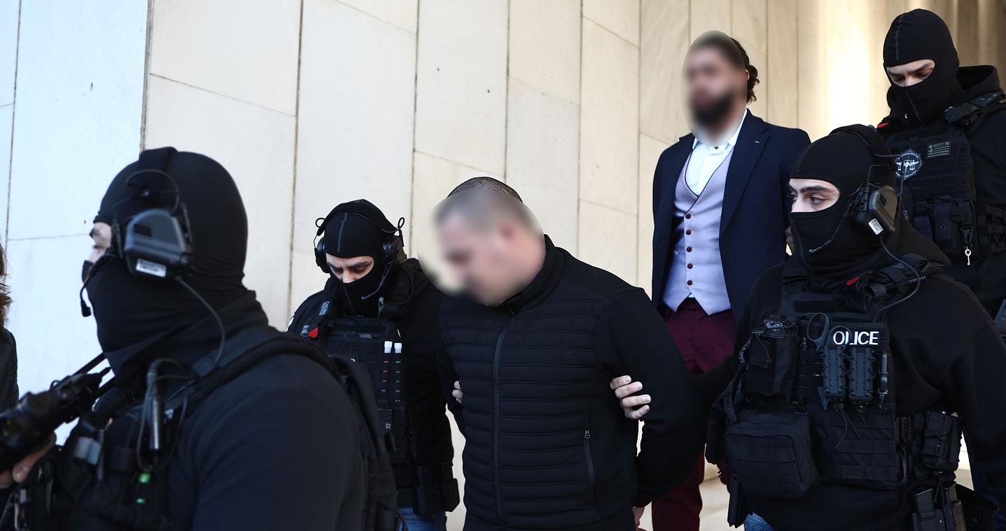 Διπλό φονικό στη Φοινικούντα: Επιμένουν στην αθωότητά τους οι δύο συλληφθέντες