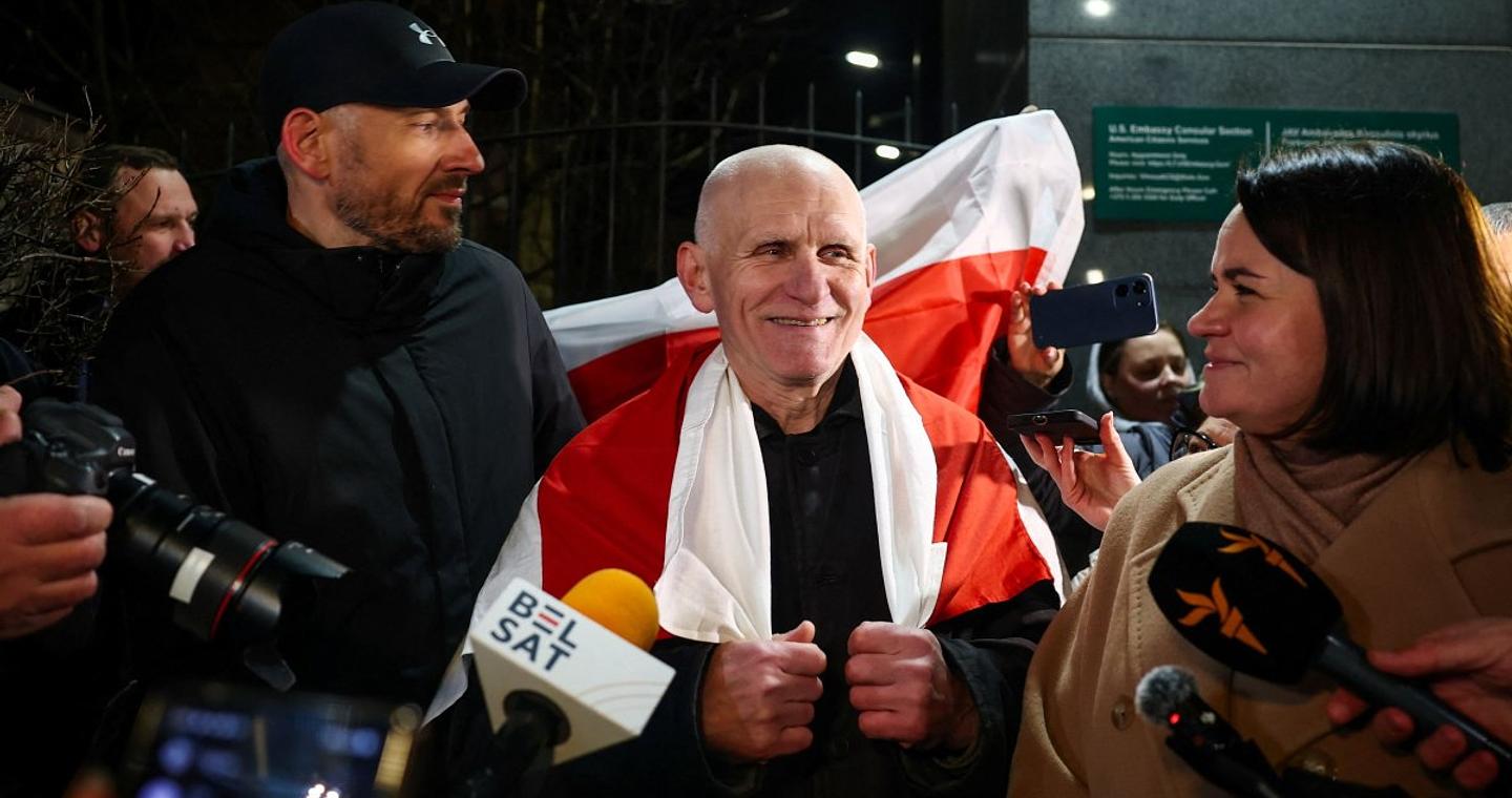 Λευκορωσία: Αποφυλακίστηκαν 123 κρατούμενοι μετά την άρση κυρώσεων των ΗΠΑ – Και ηγέτες της αντιπολίτευσης