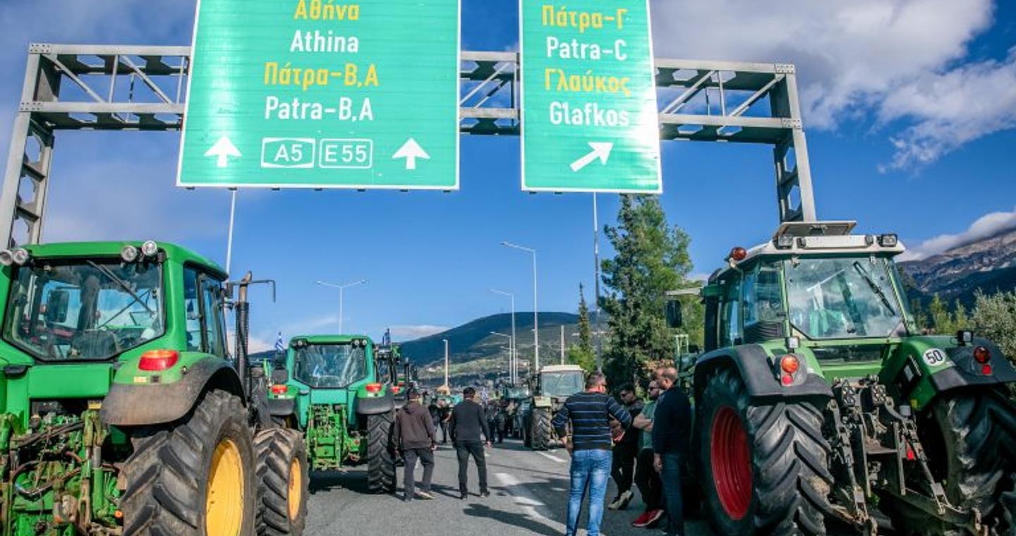 «Πυρά» της αντιπολίτευσης για τους κυβερνητικούς χειρισμούς – Επισπεύδονται οι πληρωμές των αγροτών