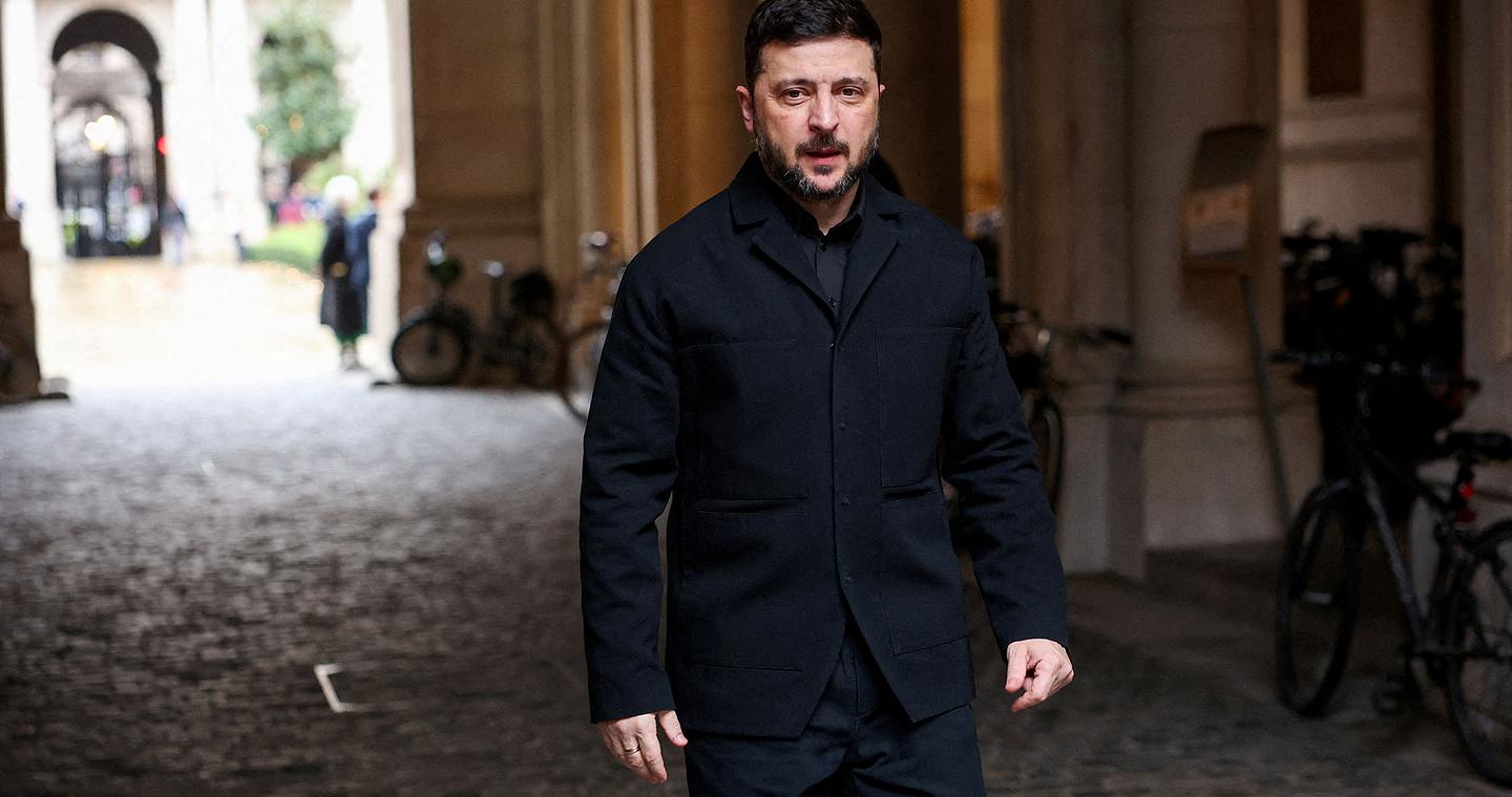 Ζελένσκι: «Δημοψήφισμα για εδαφικές παραχωρήσεις στη Ρωσία»