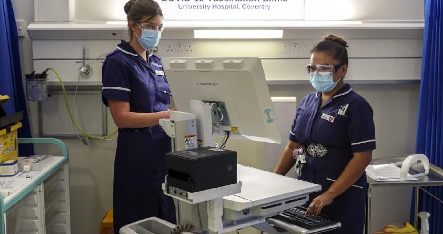 Βρετανία: Τα νοσοκομεία αντιμετωπίζουν ένα από τα «χειρότερα σενάρια» από υπεργρίπη