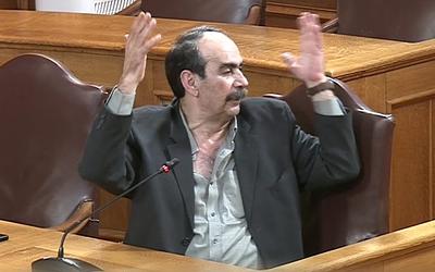 Ο "Φραπέ" Ξυλούρης στην Εξεταστική: Σιωπή για υπουργούς και Μητσοτάκη