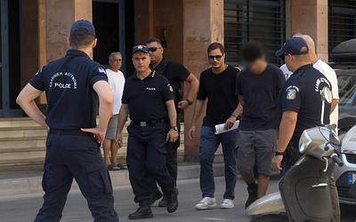 Πάτρα: Προφυλακίστηκαν δύο για την πυρκαγιά – Τι ισχυρίζεται ο 25χρονος