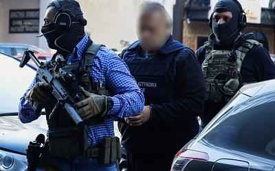 "Έλληνας Εσκομπάρ": Η παρακολούθηση, η κοκαΐνη και οι φιλανθρωπίες!