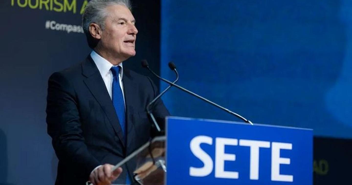 Παράσχης (ΣΕΤΕ): Ο ελληνικός τουρισμός έχει ξεπεράσει όλους τους στόχους – Οι προκλήσεις