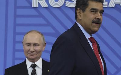 Κλιμακώνεται η ένταση: Η Ρωσία προειδοποιεί για «μοιραίο λάθος» των ΗΠΑ στη Βενεζουέλα